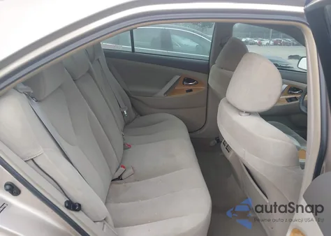 2007 Toyota Camry Xle z USA, uszkodzony, nr VIN 4T1BE46K47U504883